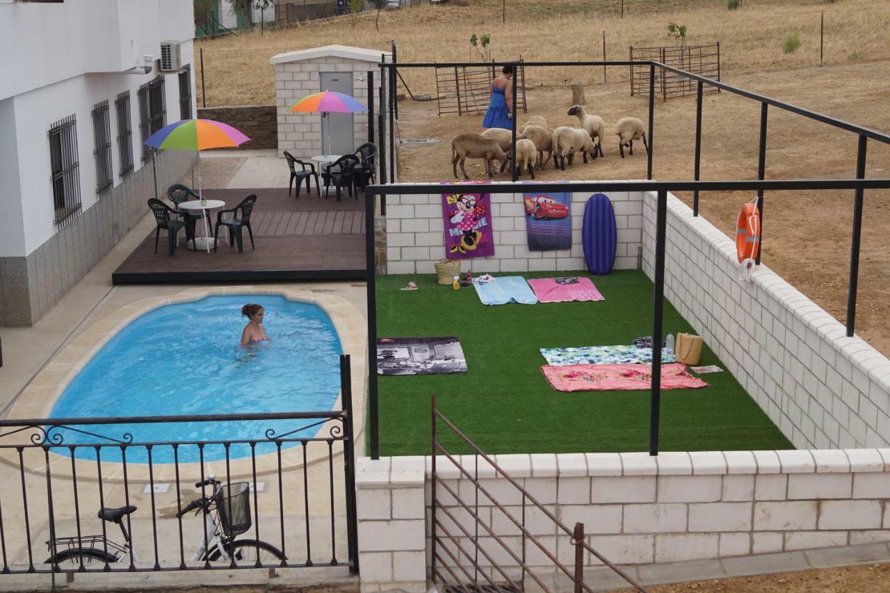 Apartamentos Rurales Monfraguee Torrejón el Rubio Eksteriør billede